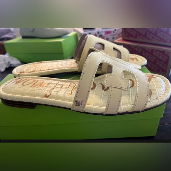 Sam Edelman Sandals - Picture 2 of 5